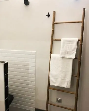 Atelier Ferrand Historique 아파트 *